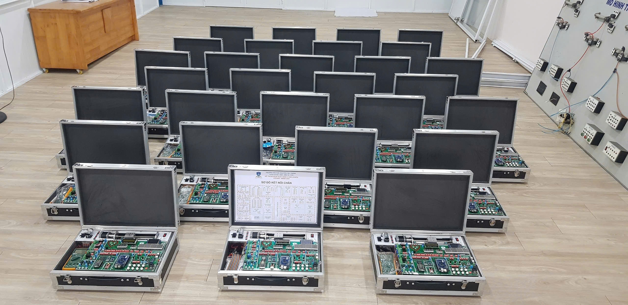 Đại học Nguyễn Tất Thành Thiết Bị Kỹ Thuật — MIG Technology